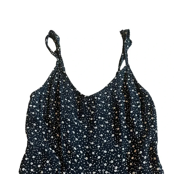 Saltwater Luxe Black Floral Jumpsuit Romper Flowy Boho Size Small Women's - Picture 3 of 13